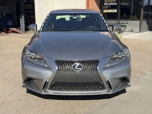 2016 Lexus IS 200t Base