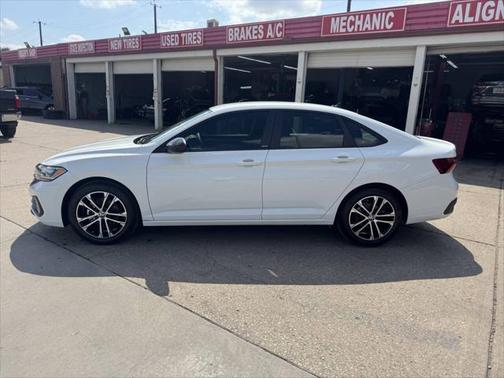 2024 Volkswagen Jetta 1.5T Sport