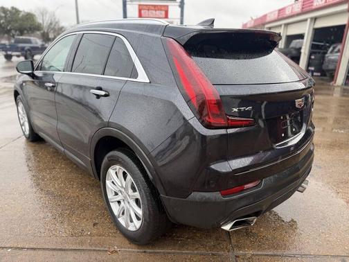 2023 Cadillac XT4 Luxury