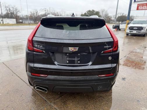 2023 Cadillac XT4 Luxury