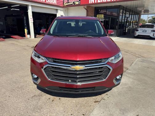 2021 Chevrolet Traverse LT Leather