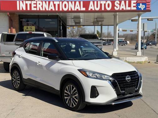 2023 Nissan Kicks SV