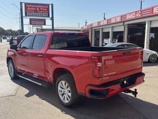 2025 Chevrolet Silverado 1500 Custom