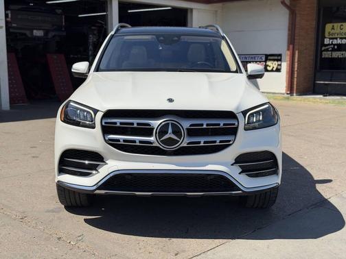 White 2021 Mercedes-Benz GLS 580 4MATIC