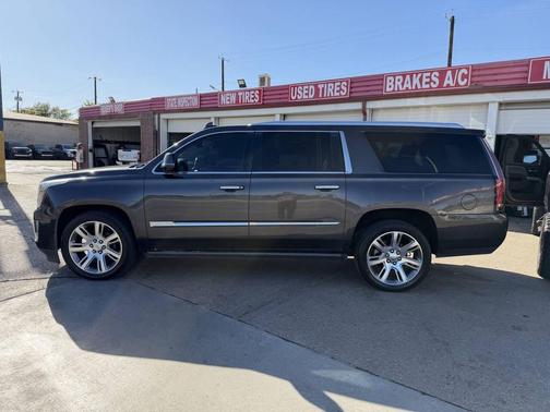 2016 Cadillac Escalade ESV Premium