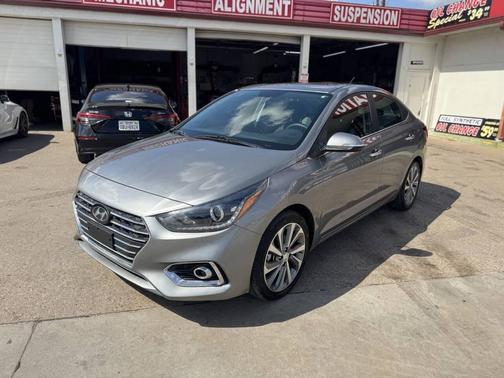 2022 Hyundai Accent Limited