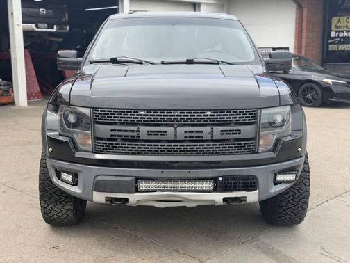 Tuxedo Black Metallic 2014 Ford F-150 SVT Raptor