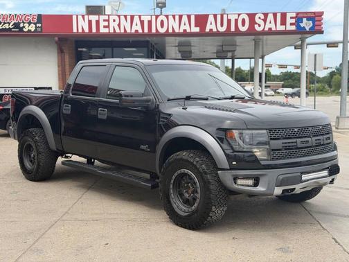 Tuxedo Black Metallic 2014 Ford F-150 SVT Raptor