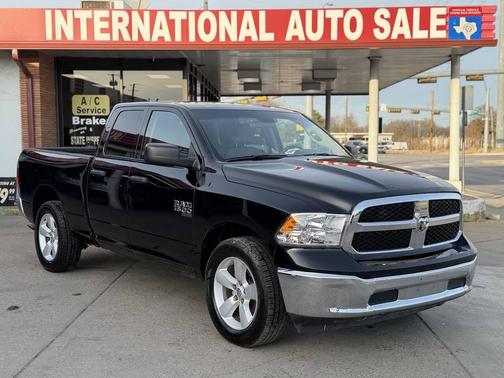 2024 RAM 1500 Classic SLT