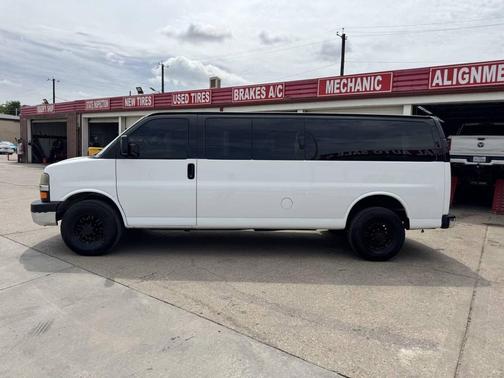 2014 Chevrolet Express 3500 LT