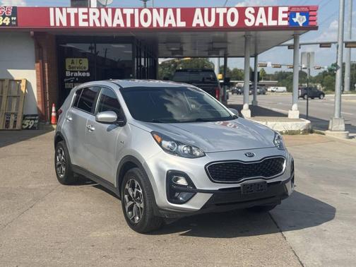 2022 Kia Sportage LX