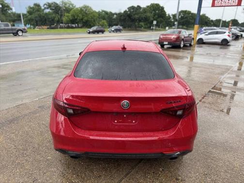 2020 Alfa Romeo Giulia Base