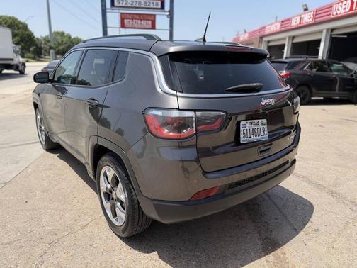 Granite Crystal Metallic Clearcoat 2018 Jeep Compass Limited