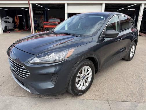Stone Blue Metallic 2022 Ford Escape SE