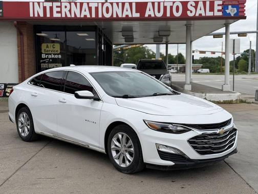 Summit White 2023 Chevrolet Malibu FWD 1LT