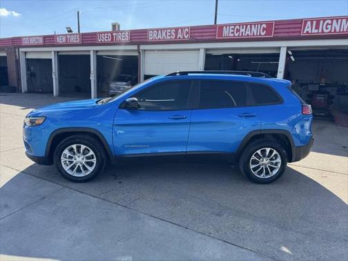 2022 Jeep Cherokee Latitude Lux