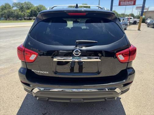 2019 Nissan Pathfinder S