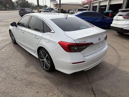 2022 Honda Civic Touring