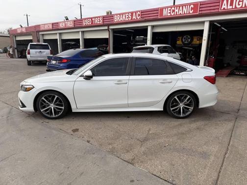 2022 Honda Civic Touring