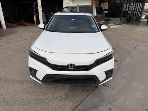 2022 Honda Civic Touring