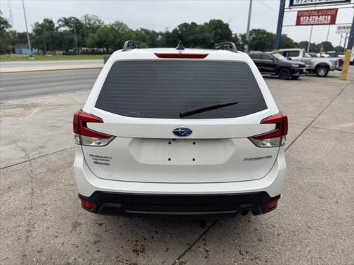 2024 Subaru Forester Base