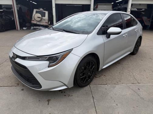 Classic Silver Metallic 2025 Toyota Corolla LE