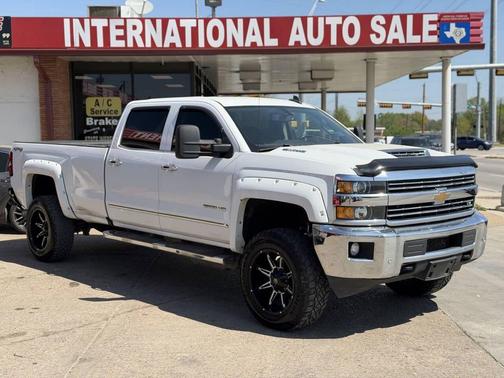 White 2019 Chevrolet Silverado 2500 LTZ