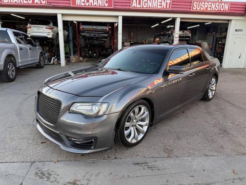 2019 Chrysler 300 S
