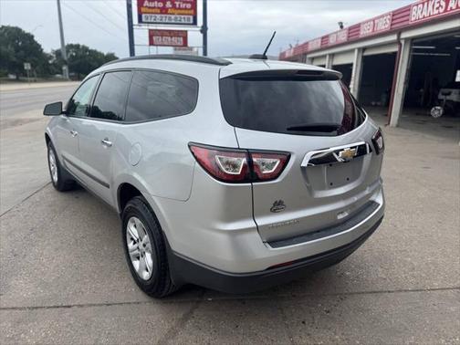 2017 Chevrolet Traverse LS