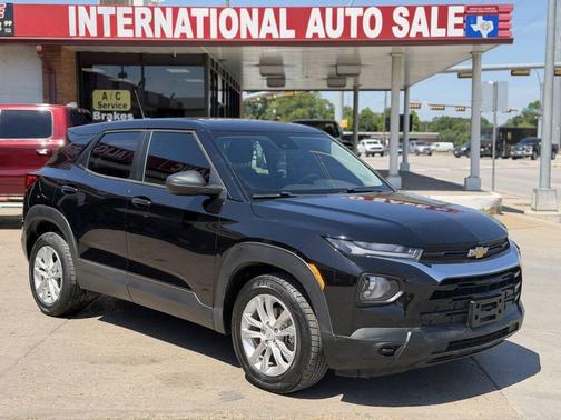 Mosaic Black Metallic 2021 Chevrolet Trailblazer LS