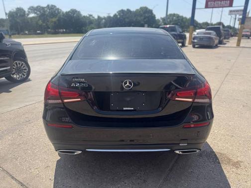 2020 Mercedes-Benz A-Class A 220 4dr Sedan