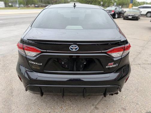 2024 Toyota Corolla Hybrid SE