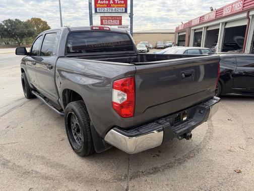 2017 Toyota Tundra SR5