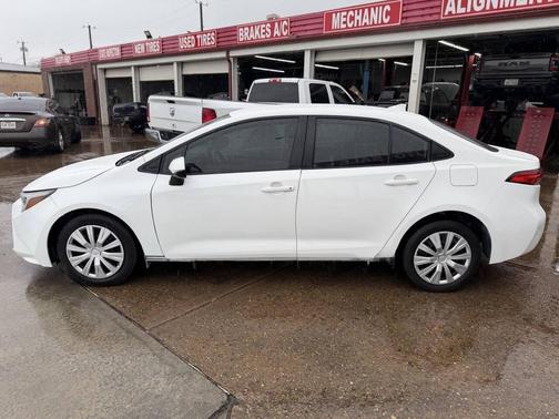 2023 Toyota Corolla Hybrid SE