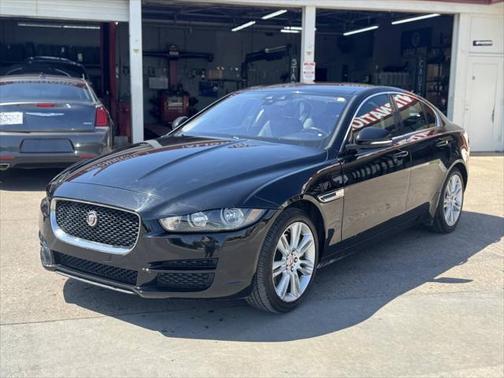 2019 Jaguar XE 25t