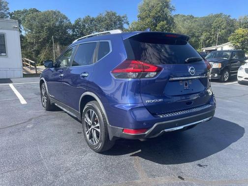 2020 Nissan Rogue SV