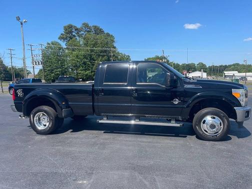 Shadow Black 2016 Ford F-350 Lariat