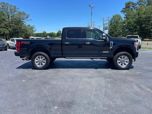 Shadow Black 2017 Ford F-250 Platinum