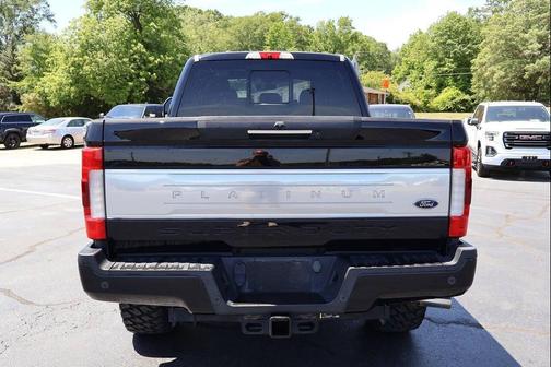 Shadow Black 2017 Ford F-250 Platinum