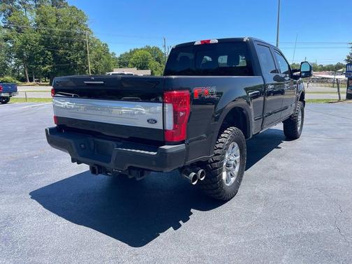 Shadow Black 2017 Ford F-250 Platinum