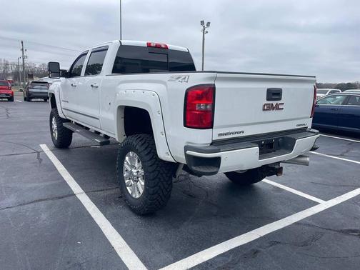 2015 GMC Sierra 2500 Denali