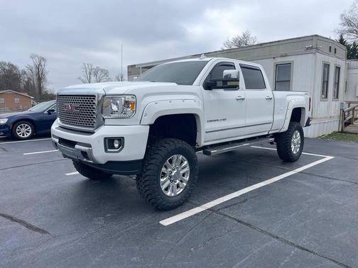 2015 GMC Sierra 2500 Denali