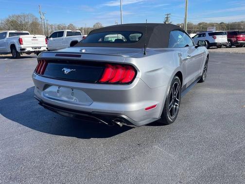2022 Ford Mustang EcoBoost Premium