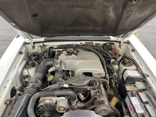 1990 Ford Mustang LX 5.0L Sport
