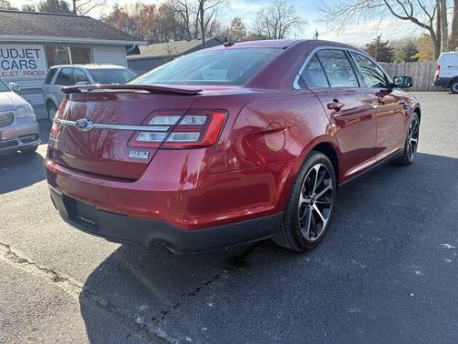 2015 Ford Taurus SHO