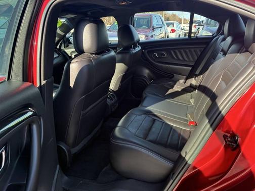 2015 Ford Taurus SHO