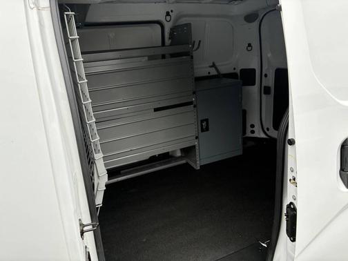 2021 Nissan NV200 SV