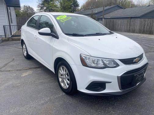 2017 Chevrolet Sonic LT