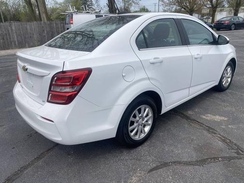 2017 Chevrolet Sonic LT