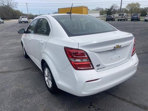 2017 Chevrolet Sonic LT